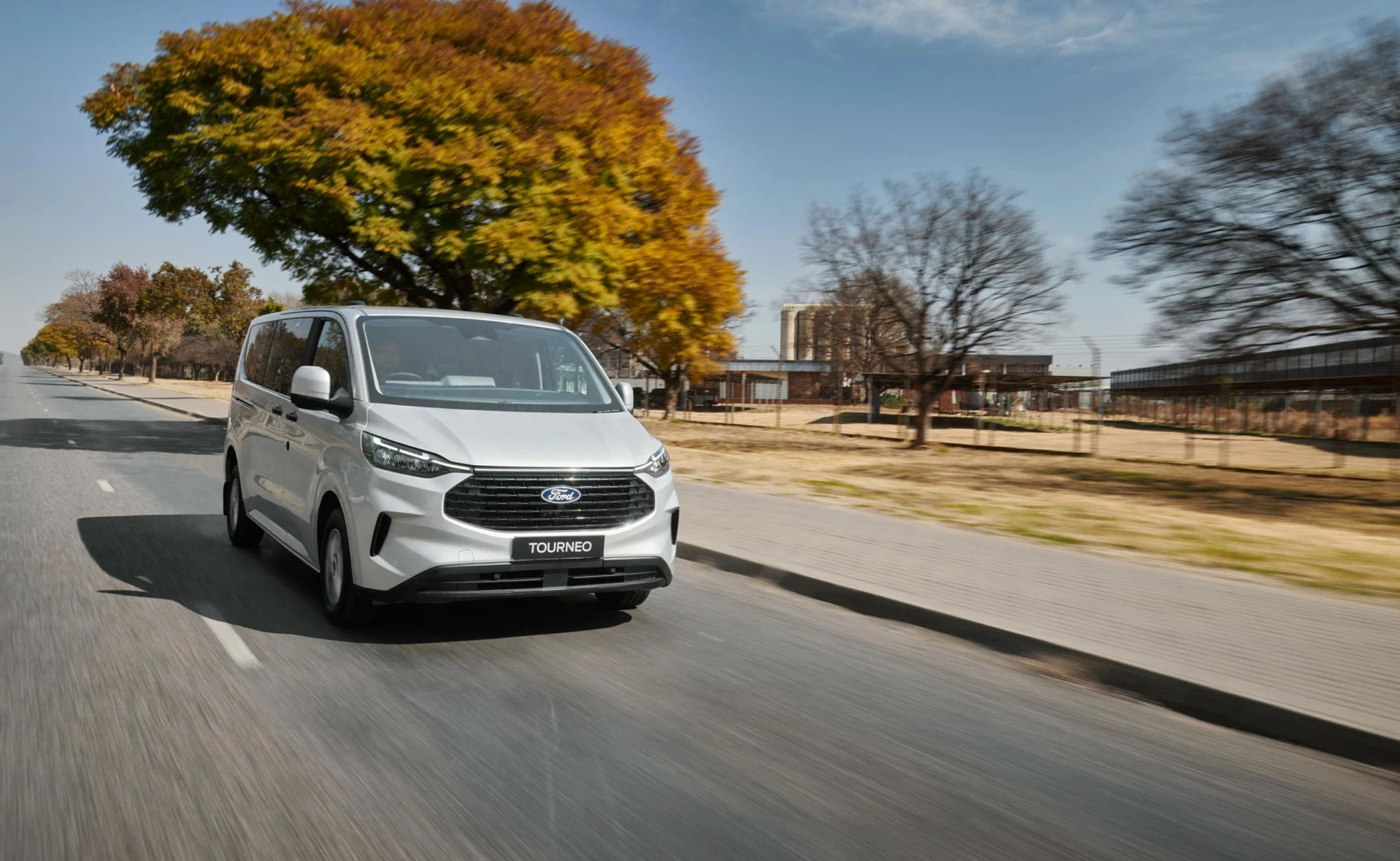 Ford Ford Tourneo Custom 2.0SiT Sport 8AT Variant Image